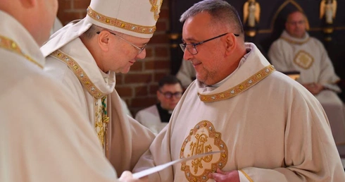 Odznaczenia, nominacje i jubileusze