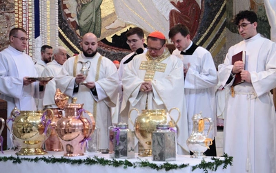 Kard. Ryś do kapłanów: To Krew Jezusa czyni nas wolnymi