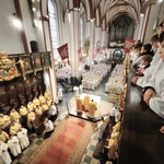 Msza św. Krzyżma w archikatedrze warszawskiej