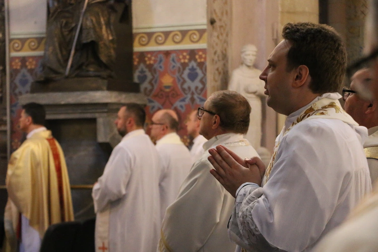 Płock. Msza Krzyżma