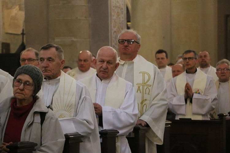 Płock. Msza Krzyżma