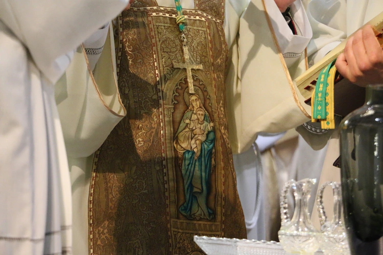 Płock. Msza Krzyżma