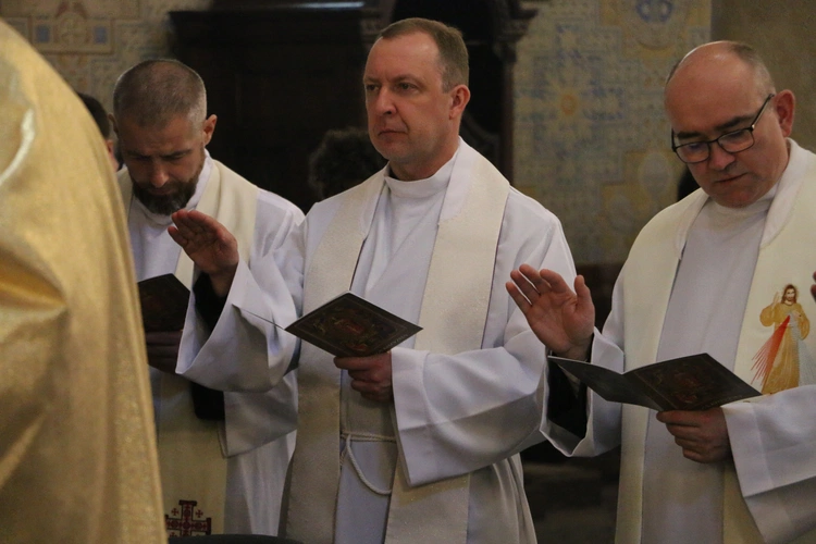 Płock. Msza Krzyżma