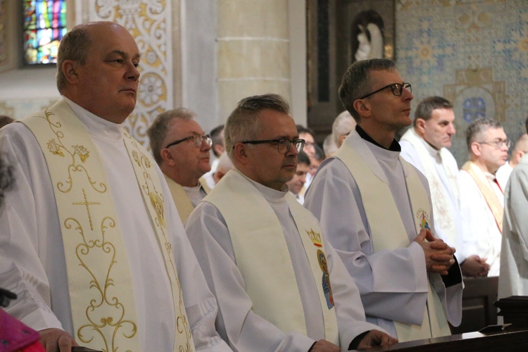Płock. Msza Krzyżma
