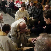 Bp Greger w Wielki Czwartek: Trzeba pozwolić Bogu, żeby mi usłużył