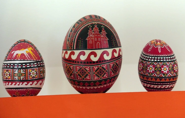 Pisanki, palmy, wycinanki. Wielkanocna wystawa w Muzeum Etnograficznym we Wrocławiu
