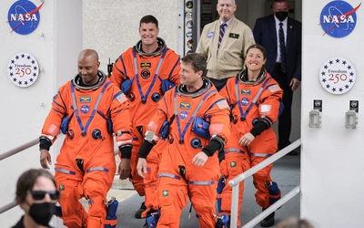 Statek Orion z załogą misji Artemis II wyruszył w stronę Księżyca