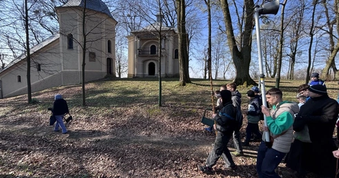 Wielkopiątkowa Droga Krzyżowa na Kalwarii Góry Świętej Anny