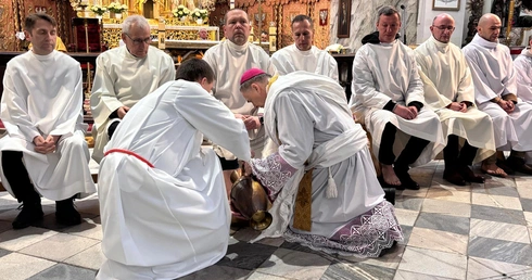 Bardo. Autorytet w Kościele to służba