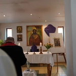 Droga Krzyżowa w schronisku Towarzystwa Pomocy im. św. Brata Alberta