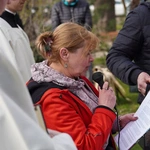 Droga Krzyżowa w schronisku Towarzystwa Pomocy im. św. Brata Alberta