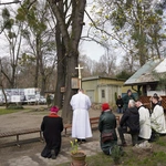 Droga Krzyżowa w schronisku Towarzystwa Pomocy im. św. Brata Alberta