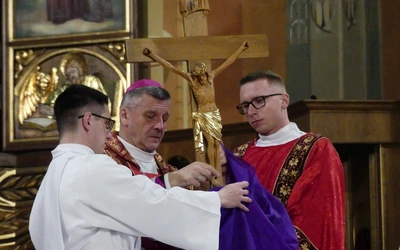 Wielki Piątek w katedrze św. Mikołaja w Bielsku-Białej 2026