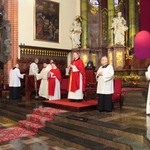 Wielkopiątkowa liturgia w legnickiej katedrze