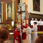Wielkopiątkowa liturgia w legnickiej katedrze