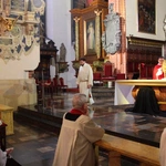 Wielkopiątkowa liturgia w legnickiej katedrze