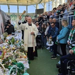 Święcenie pokarmów na stadionie Radomiaka