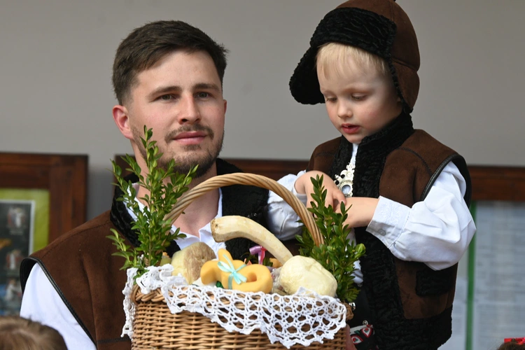 Baranki z masła, oscypki, moskole