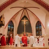 Abp Wojda: Krzyż nie jest rzeczą, jest znakiem wielkiej miłości