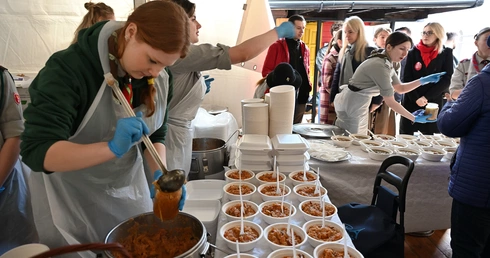 Po raz 26. wielkanocne śniadanie dla potrzebujących w Gdańsku