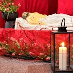 Adoracja Najświętszego Sakramentu przy Bożym Grobie