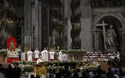 Wigilia Paschalna w bazylice św. Piotra