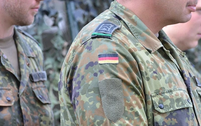 Niemcy: Mężczyźni do 45 roku życia muszą otrzymać zgodę Bundeswehry na dłuższy wyjazd zagraniczny