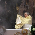 Wielka Sobota w katedrze wrocławskiej - Wigilia Paschalna