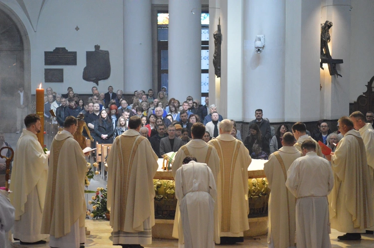 Wielkanocna Suma pontyfikalna