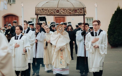 Od pustego grobu do żywej wiary