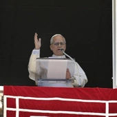 Papież: głoszenie Paschy Chrystusa to dawanie nowego głosu nadziei