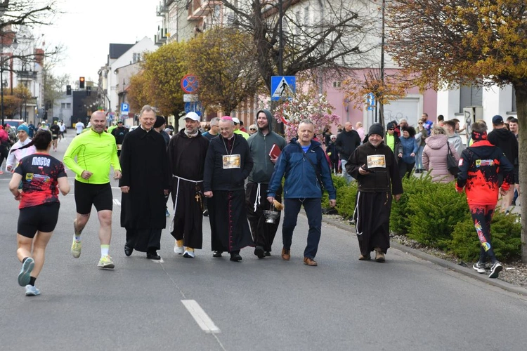 12. Bieg do Pustego Grobu w Nowej Soli