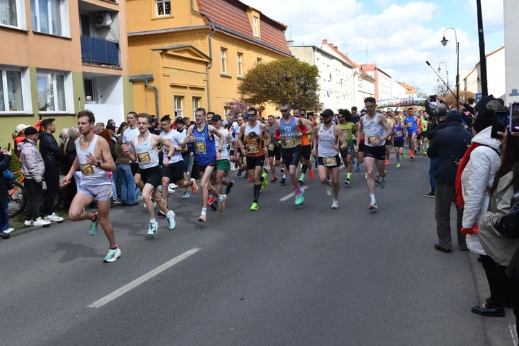 12. Bieg do Pustego Grobu w Nowej Soli