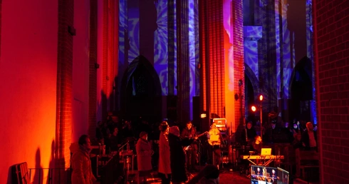 Uwielbienie wielkanocne w Kościele pw. NMP na Piasku we Wrocławiu