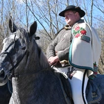 Banderia z figurą zmartwychwstałego Chrystusa