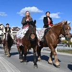 Banderia z figurą zmartwychwstałego Chrystusa