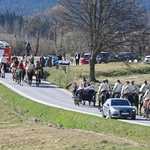 Banderia z figurą zmartwychwstałego Chrystusa