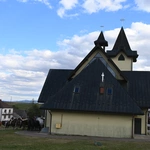 Banderia z figurą zmartwychwstałego Chrystusa