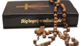 Koronka kołem się toczy. Jak małe grupy modlitwy zmieniają świat