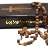 Koronka kołem się toczy. Jak małe grupy modlitwy zmieniają świat