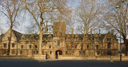Oksford profesora Tolkiena. Podróż śladami autora „Władcy Pierścieni”