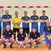 Bielsko-żywiecka reprezentacja księży w futsalu.  