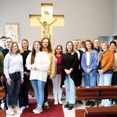 Zjazdy rozpoczyna Msza św., którą celebruje ks. Krzysztof Bochniak.