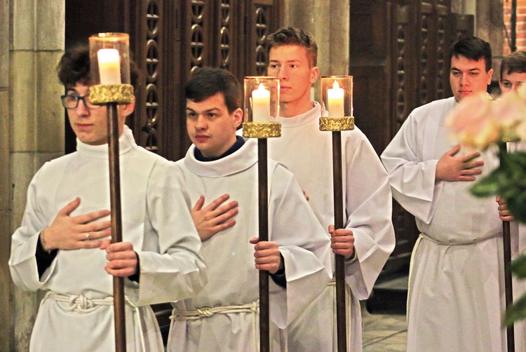  Na forum ponownie przyjechali ludzie  z różnych części Polski.