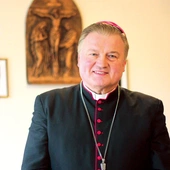 – Nie da się żyć po chrześcijańsku bez doświadczenia miłosierdzia – mówi bp K. Nykiel.