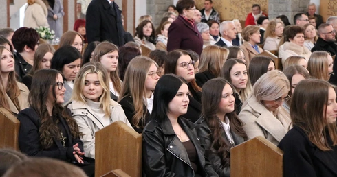 Bierzmowanie w Męcinie 2026