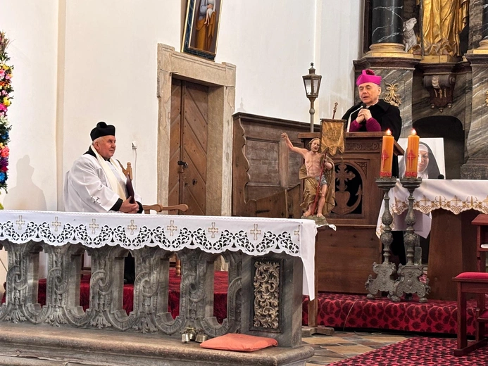 Wizytacja w parafii św. Mikołaja w Domaszkowie