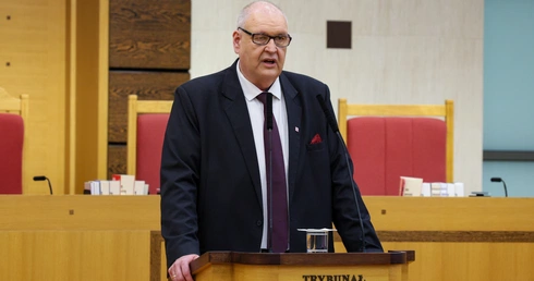 Prezes TK: dwoje sędziów Trybunału, którzy złożyli ślubowanie wobec prezydenta objęło urzędy