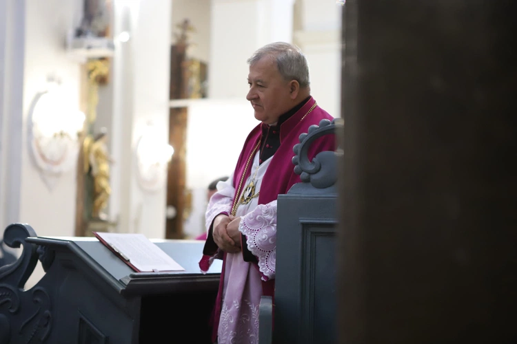 Włączenie nowych kanoników Katedralnej Kapituły Łowickiej