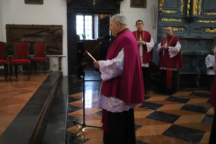Włączenie nowych kanoników Katedralnej Kapituły Łowickiej